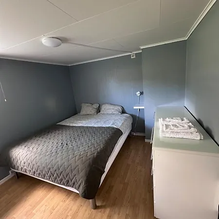 Basement In Beautiful Apartamento Volda
